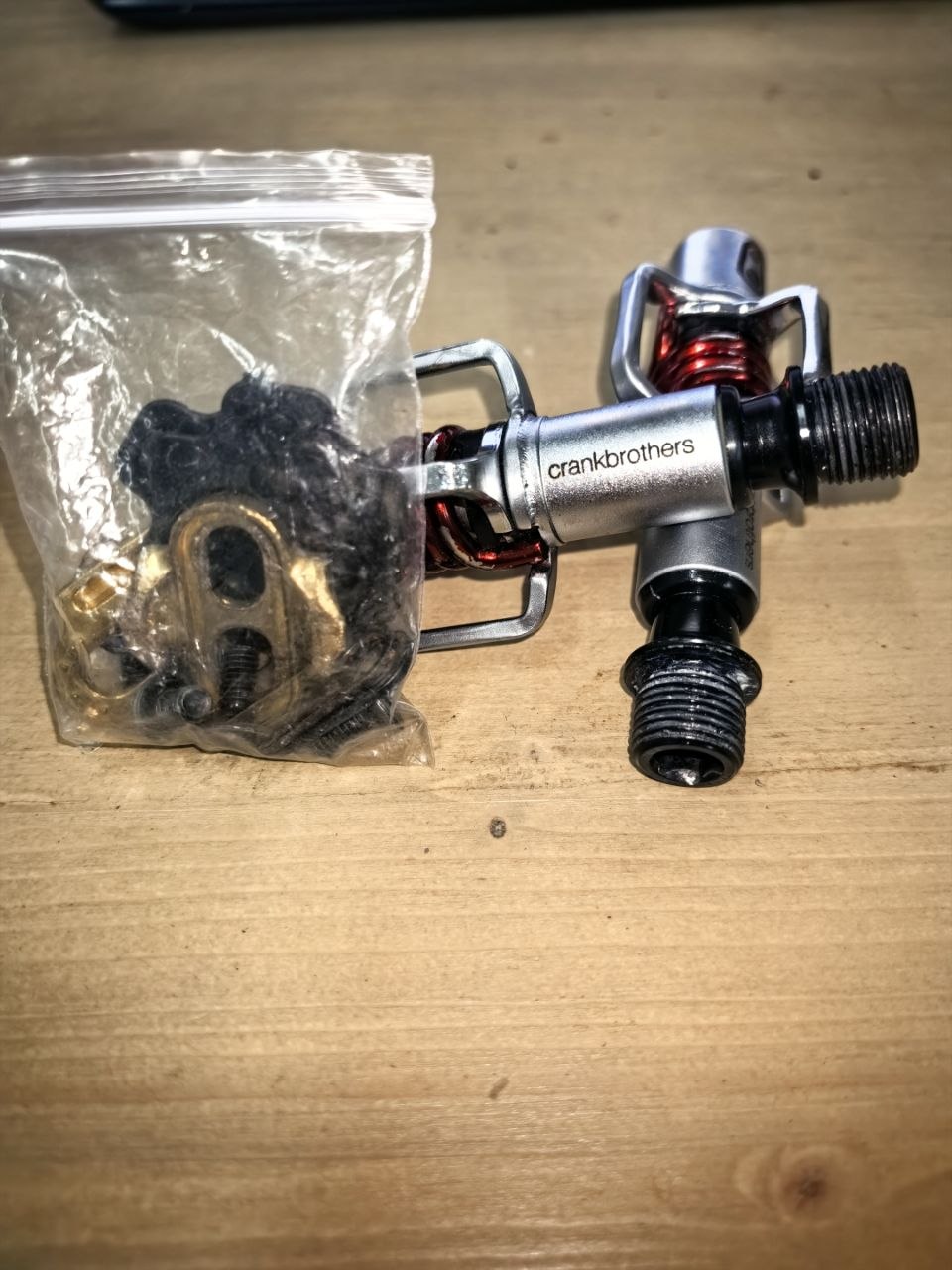 Педали crankbrothers eggbeater
